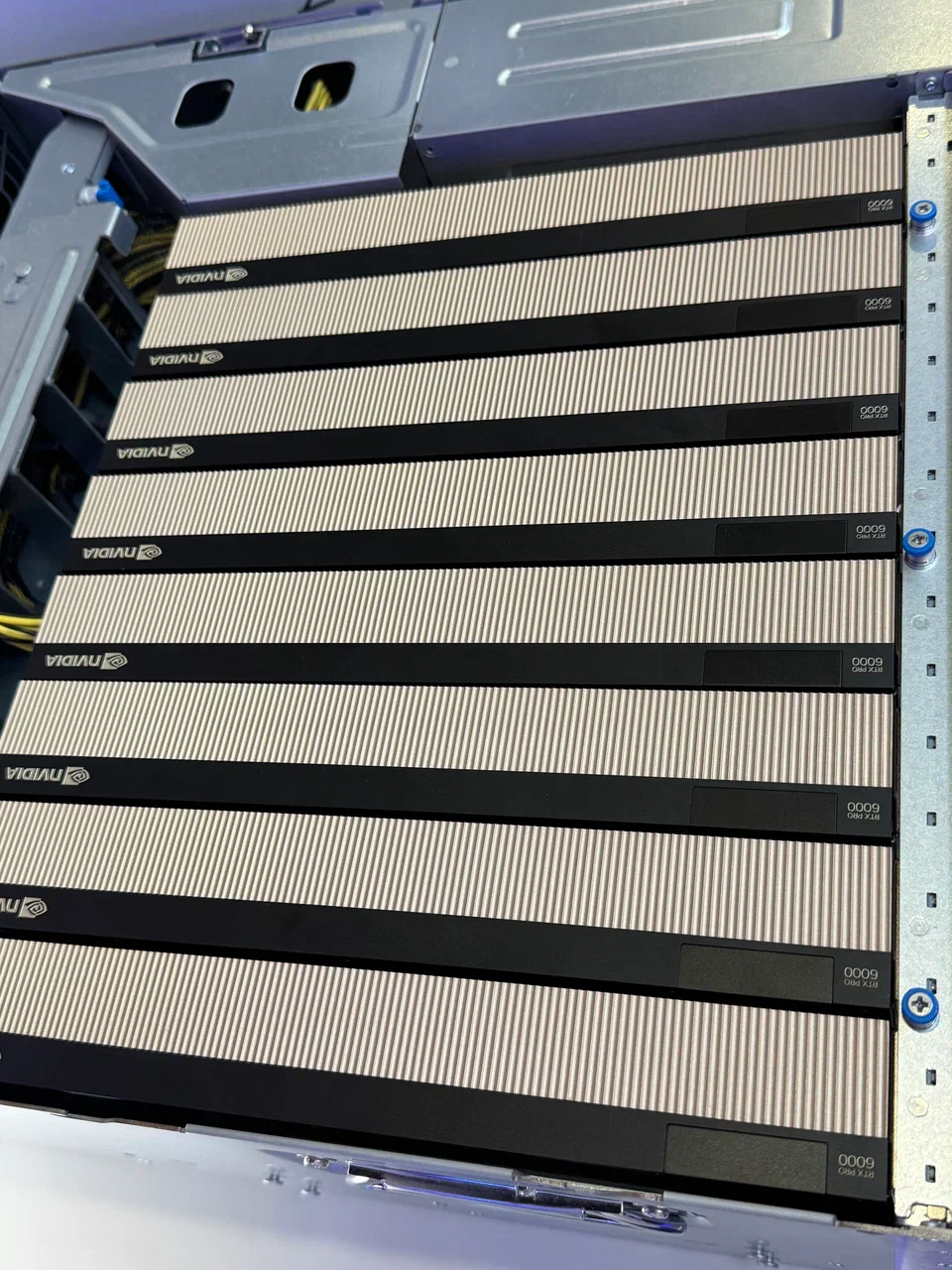 GITEX Global 2025: Dell, Huawei, Cisco, Kaspersky и что еще мы увидели на стендах участников - 5